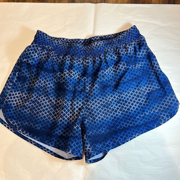 EUC Women’s XS Champion Running Shorts Elastic Waist Drawstring 3” Inseam - Picture 1 of 3